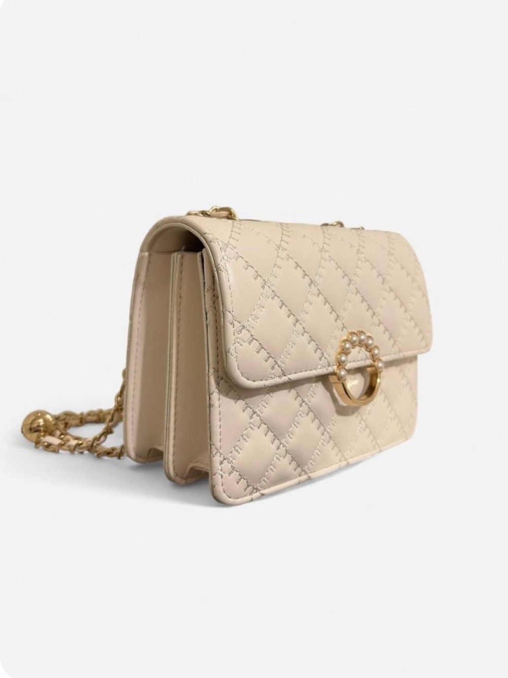 Elegant Cream Quilted Chain Shoulder Bag with Pearl Ring